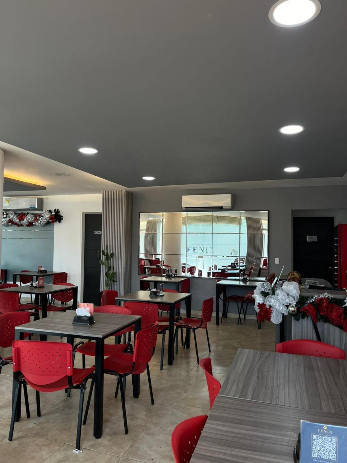 Hotel Fenix กูกูตา ภายนอก รูปภาพ